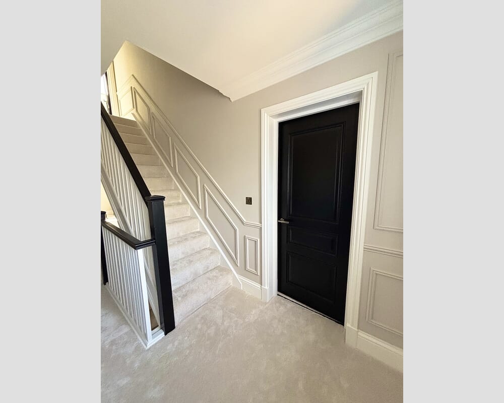 838x1981x44mm (33") Kent Black - Prefinished Internal Doors